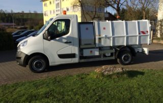 BERTSCHE Leichtmüllverdichter Typ LM 4,0 auf Renault Master