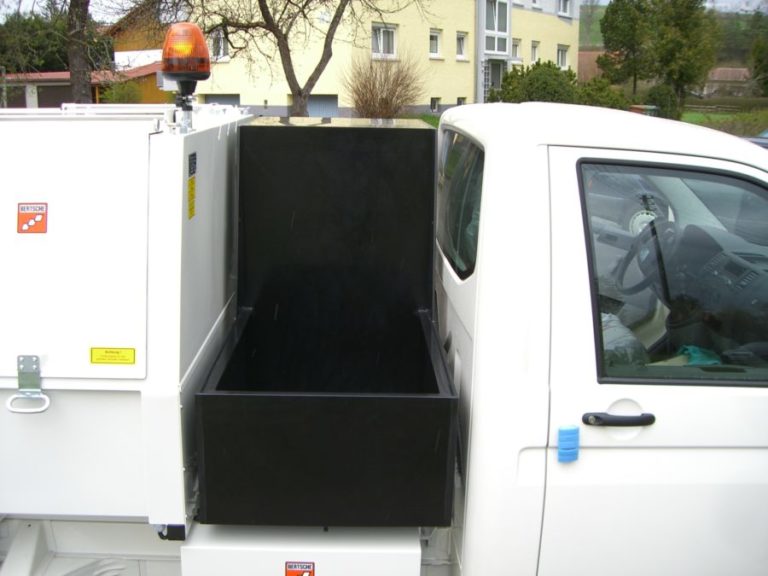 BERTSCHE Leichtmüllverdichter Zwischenbehälter Kunststoff