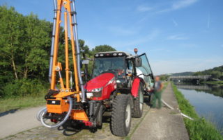 Bertsche Gießarm Typ GA2012XL - Schlepperanbau;
